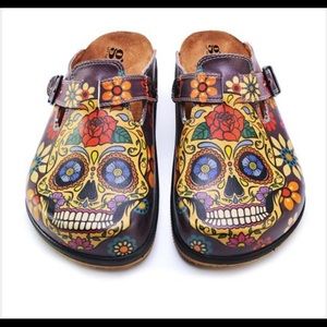 Goby - Gold & Crimson Sugar Skull Mule - Brand New